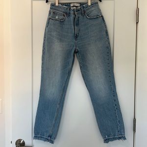 Abercrombie The Mom High Rise Curve Love Jeans